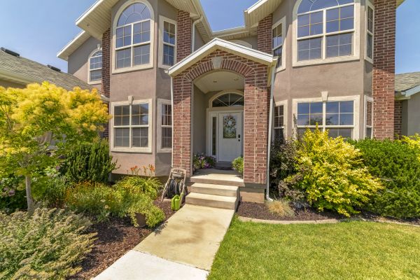 Transom Window Replacement in Sun City Center
