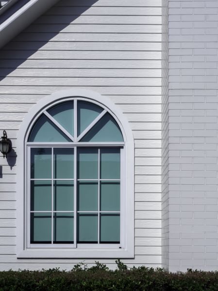 Curved Window Replacement in Sun City Center